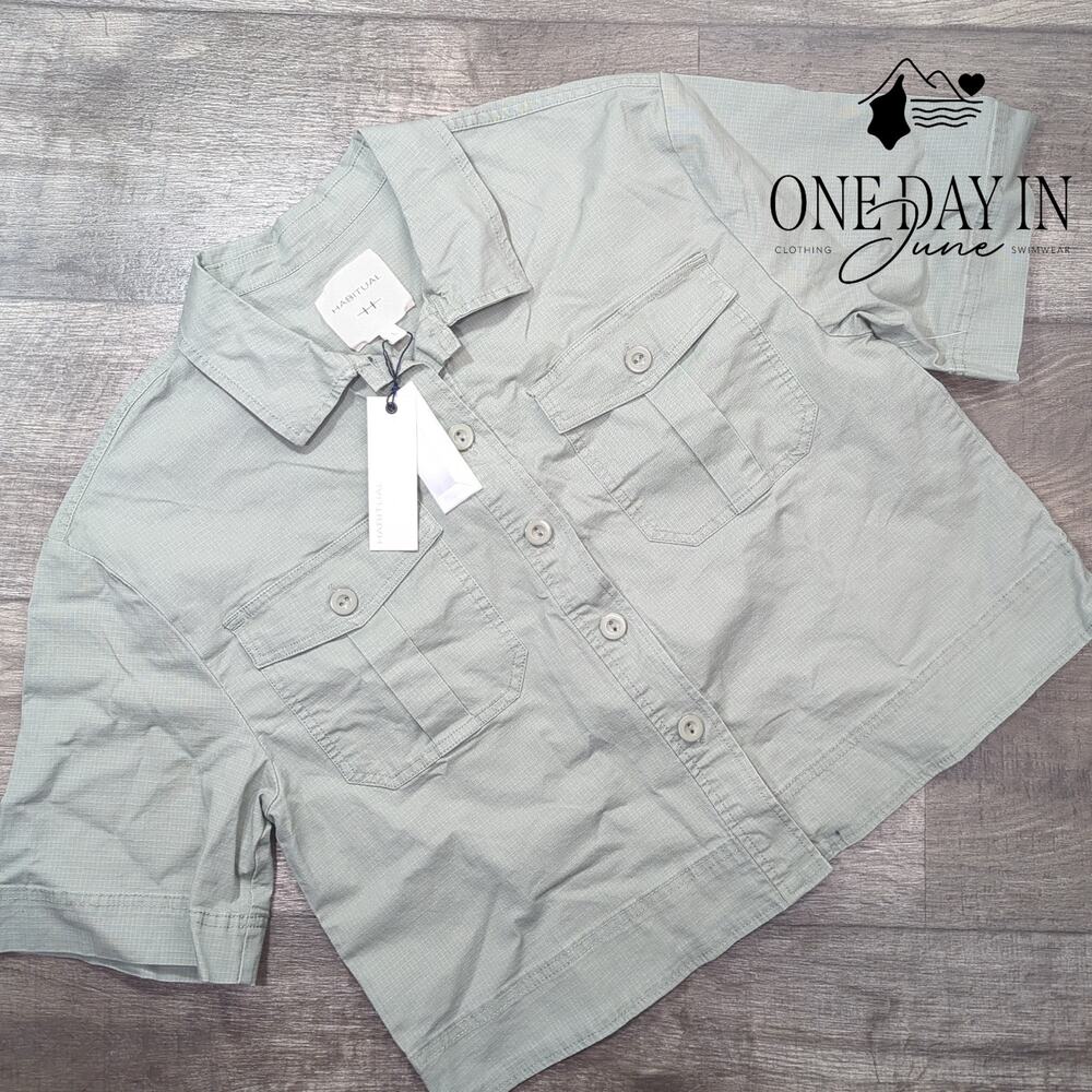Habitual Button Front Top Size L NWT - image 1